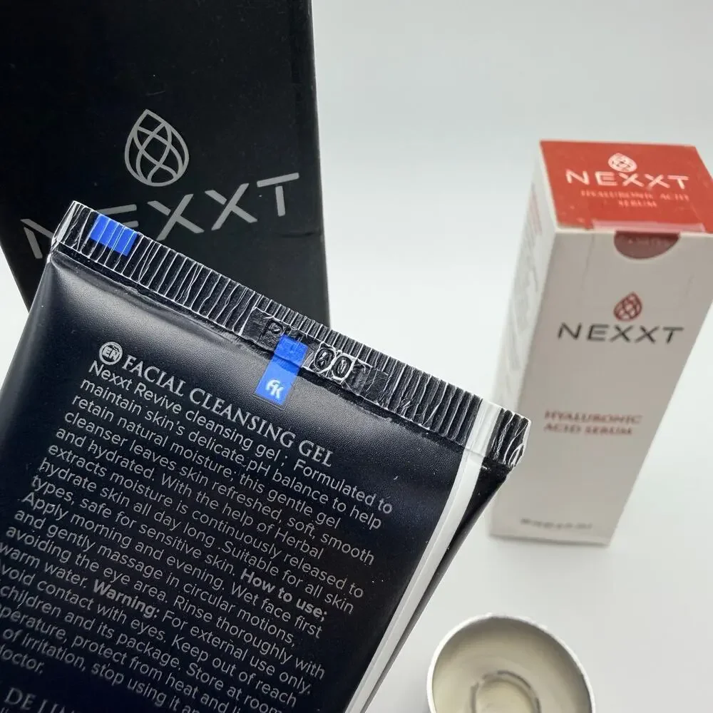 NEXXT Beauty 3 Piece Skincare Set Cleanser Hyaluronic Acid Tea Tree Serums
